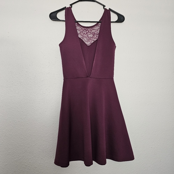 H&M Divided fit and flare burgundy dress, size 2 - Picture 2 of 2